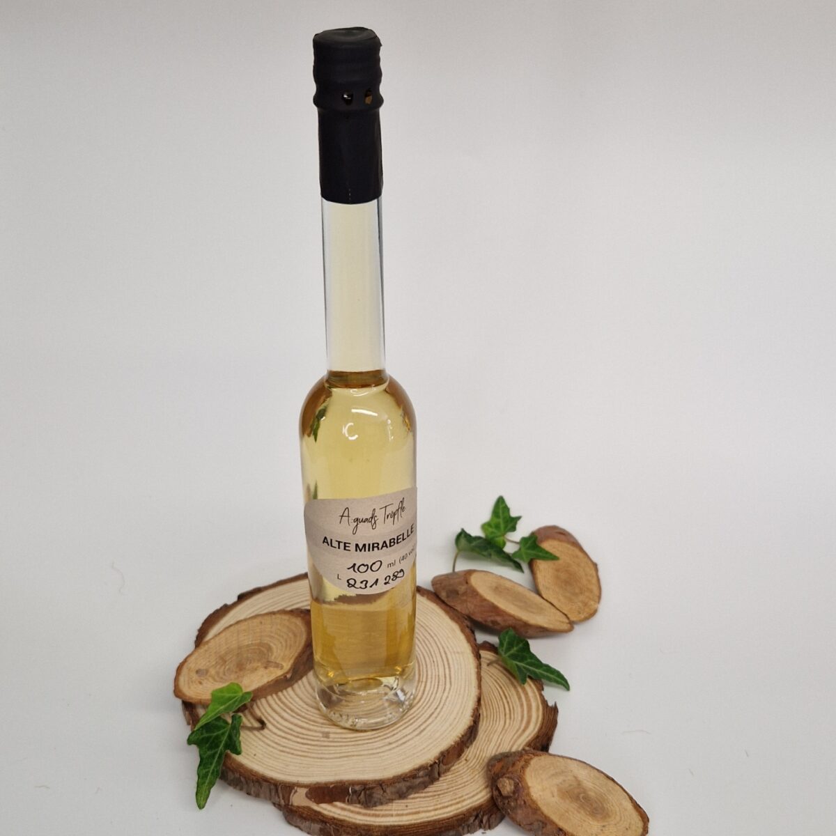 Alte Mirabelle  40 % Likör – Bild 1